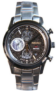 Seiko ONE PIECE TV Animation 25th Anniversary Collaboration Limited Memorial Edition Quartz Chronograph JDM watch. Rare Seiko, Manga lovers, One Piece Luffy Fans, One Piece merchandise, Manga Gear. Available for PREORDER at Watchoutz.com, best deal, best online watch retailer, enjoy fast international shipping, buy genuine Japanese watches with confidence from Watchoutz International