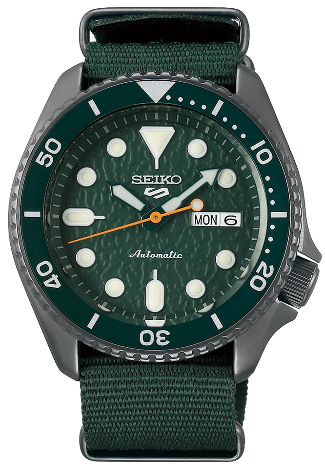 Seiko 5 Sports SKX Series Sense Style Mechanical Automatic Green Dial SRPD77 SRPD77K1 www.watchoutz.com